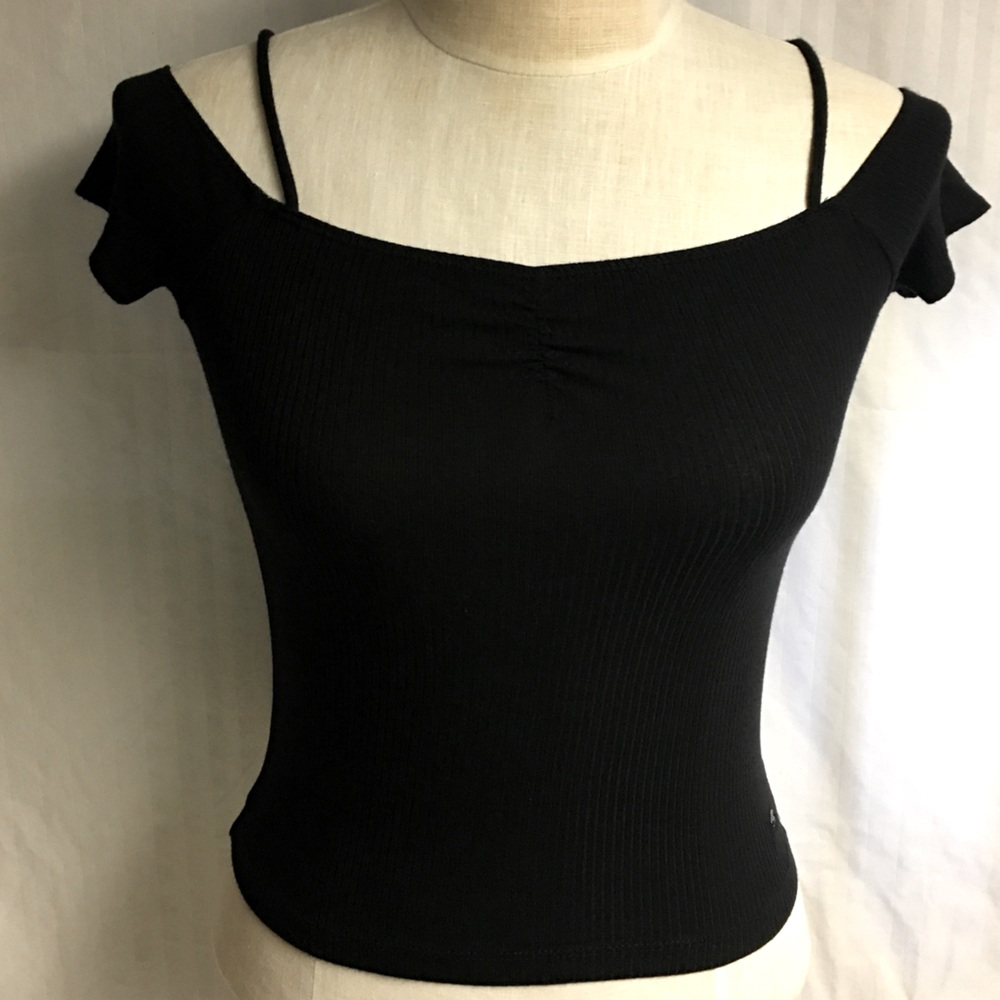 American Eagle top